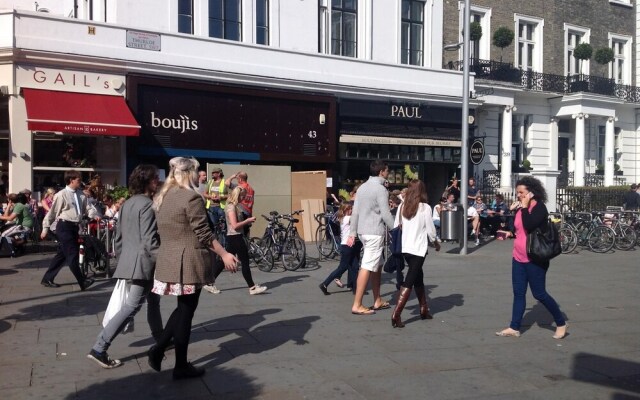 Quiet 2 Bed 2 Bath Mews House South Kensington