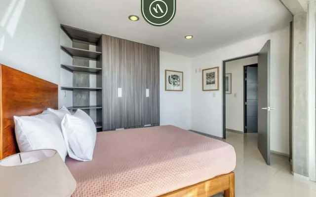 3 BR Condo - Panoramic Views - 5 Min to Downtown