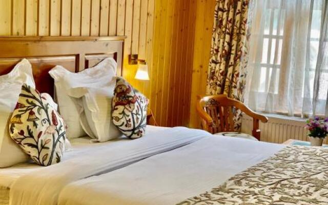Shaw Inn