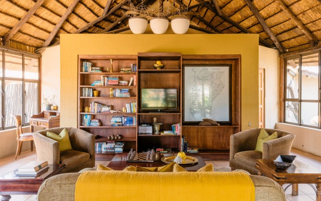 Thornybush Jackalberry Lodge