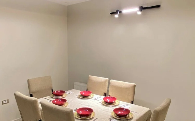 Charming 3-bed Apartment in 7th Circle Amman