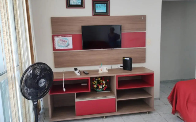 Apartamento amplo a 700 metros da praia