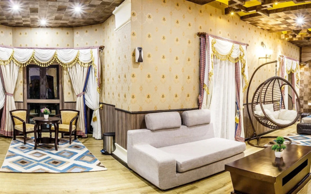 Royal Empire Boutique Hotel