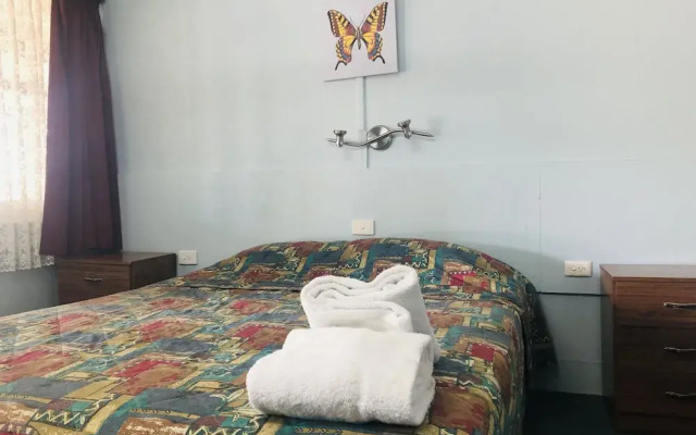 Y Motels Kingaroy