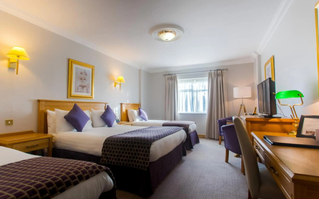 Ashdown Park Hotel