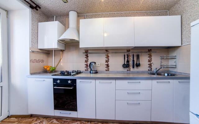 Европа Центр на улице Новаторов