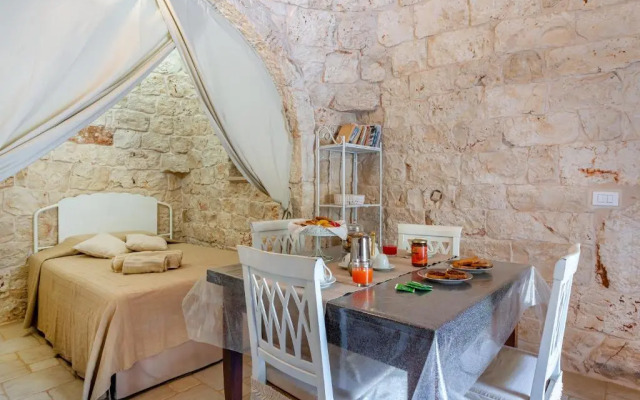 Trullo Delle Ginestre Private Pool