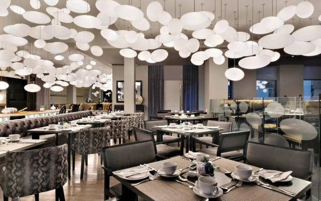Protea Hotel Fire & Ice by Marriott Pretoria Menlyn