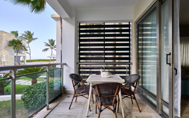 Luxury Beach Condo With Pool View Bh-102