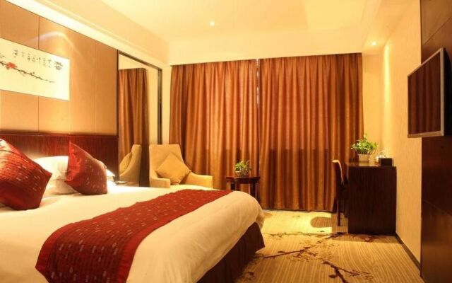 Golden Palace Hotel