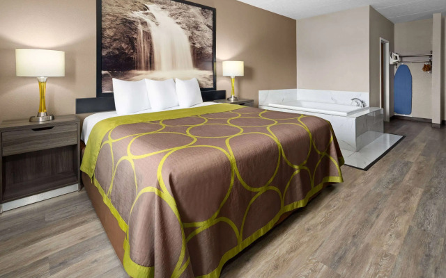 Super 8 by Wyndham Henrietta/Rochester Area