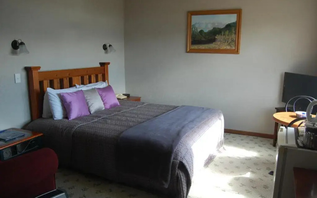 Te Anau Manapouri Lake Hotel