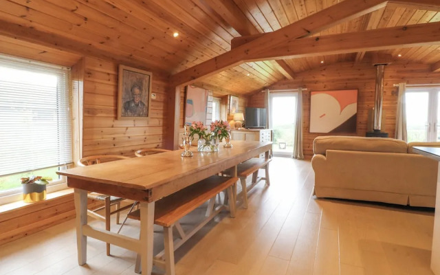 Artisan Lodge
