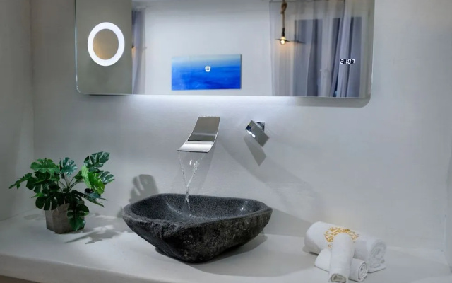 Elegant Mykonos