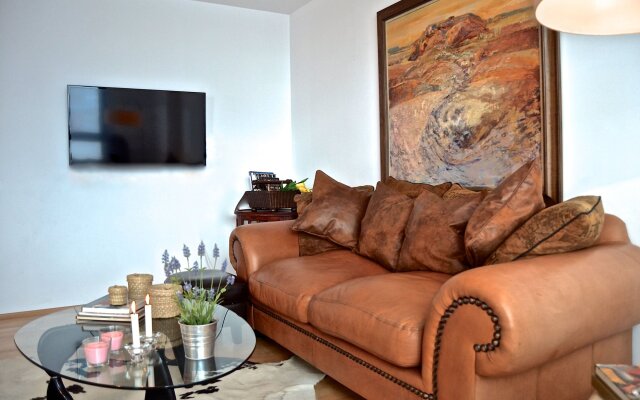 2BR refined ethnic style in Eixample - Livingstone