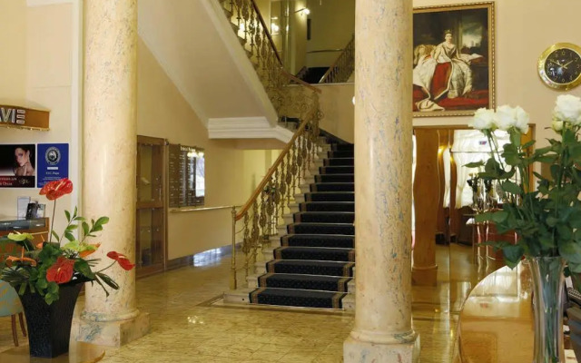 Hotel Bristol Palace