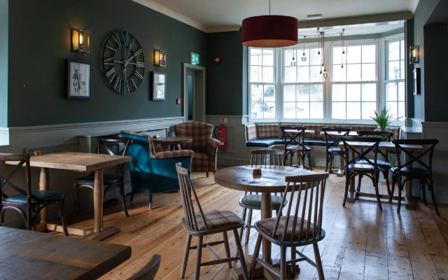 Coach House Inn