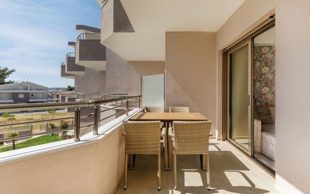 Aria Garden Suites