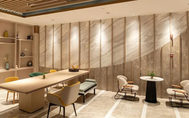 Holiday Inn Dujiangyan Ancient Town by IHG