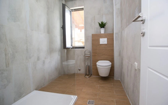 Royal Villa 2