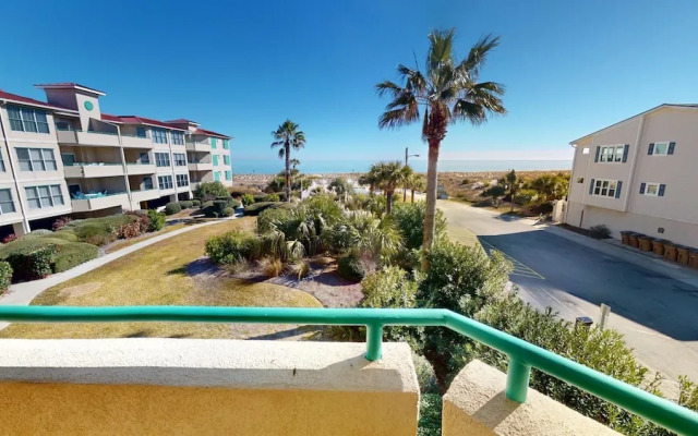 Desoto Beach Club 201