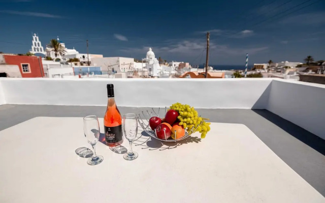 Santorini Karterados Retreat by GHH