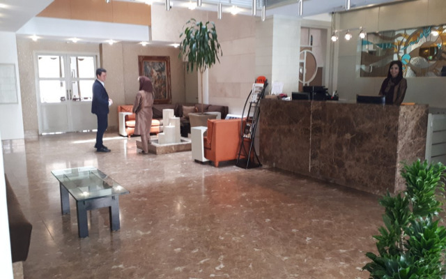 Saina Hotel