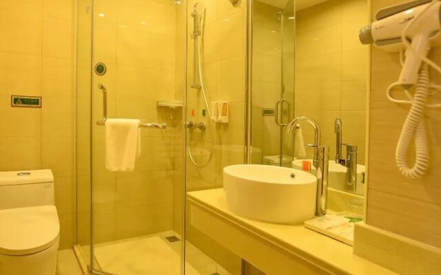Vienna 3 Best Hotel (inan Changqing University Town)