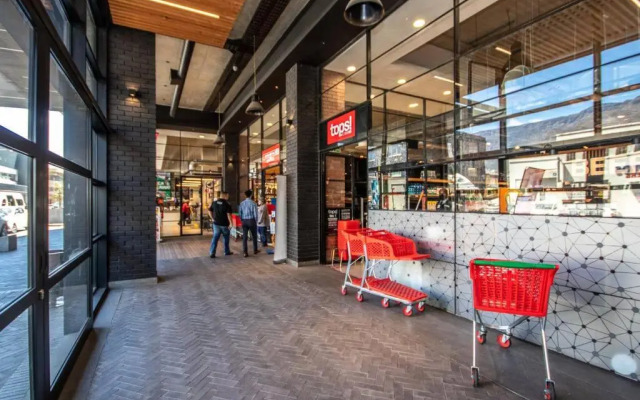 504 Wex1 Hip and Happening Studio