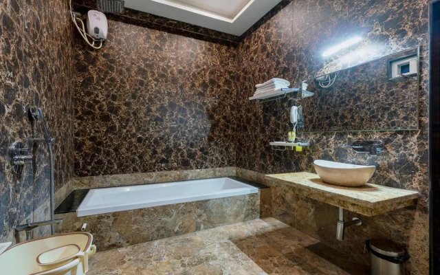 Hotel Chandradeep Regency