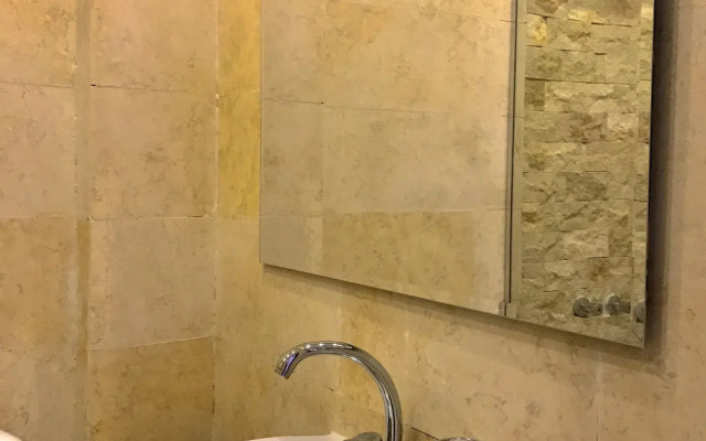 Sahara Pyramids Inn
