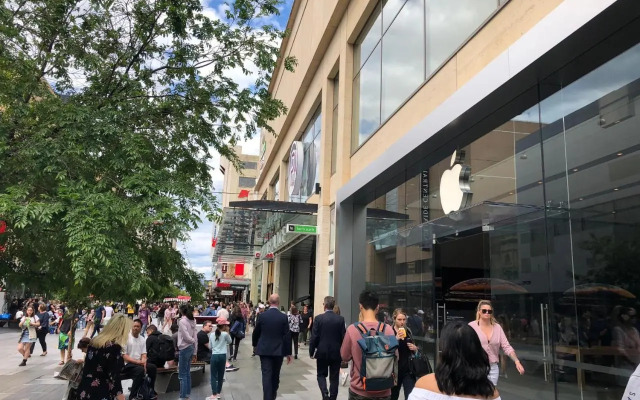 ★Lux 2BR on Hindmarsh SQ★