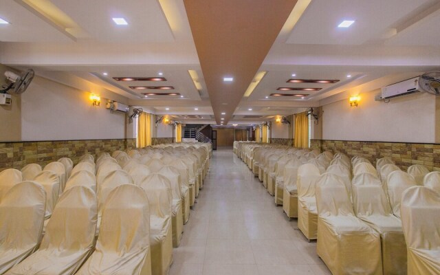 OYO 25121 Bns Lodge