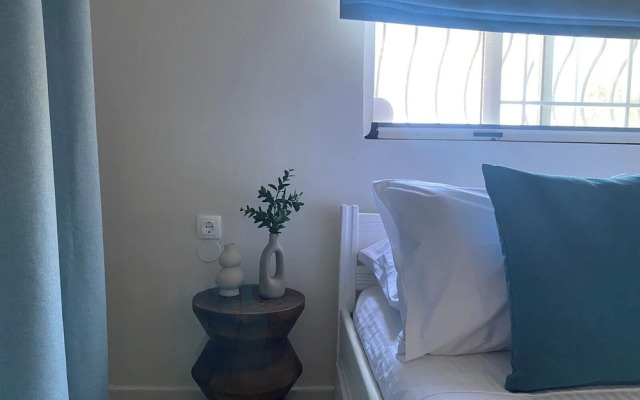 Villa Fleria Seaside Studios & Apts