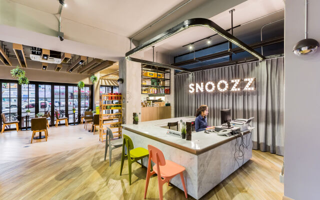 Snoozz Hotel - Hostel