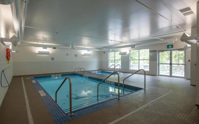 Coast Oliver Hotel