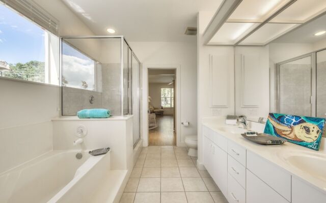 The White Ibis 5 Bedroom Home