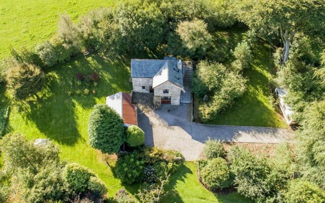 Rustic Holiday Home in Lynton with Garden near Malmsmead