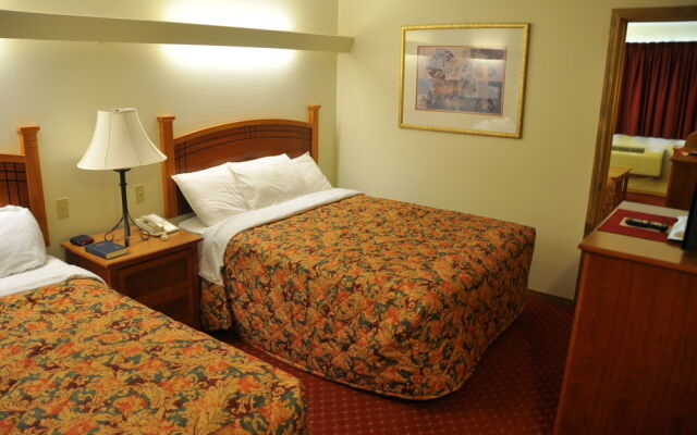 Shepherd Mountain Inn & Suites