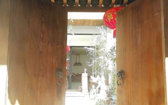 SanshengWuer Hiding Boutique GuestHouse