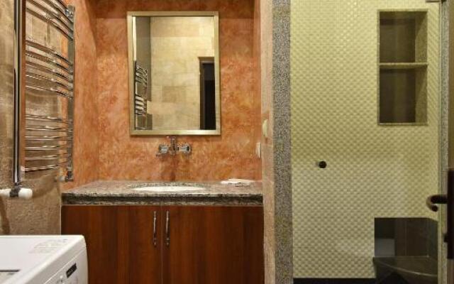 Freedom Apartments on Arami street