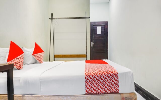 Sayang Home Stay by OYO Rooms