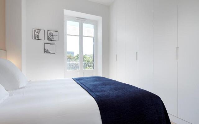 Moon River by FeelFree Rentals