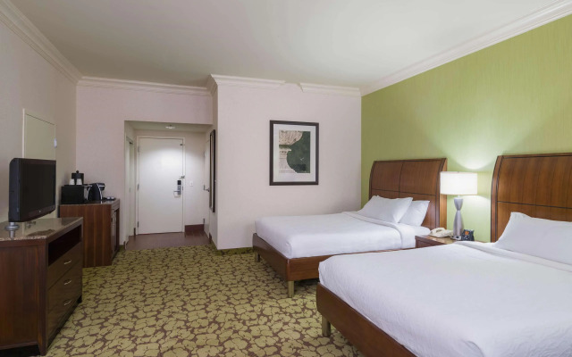 Hilton Garden Inn Edison/Raritan Center