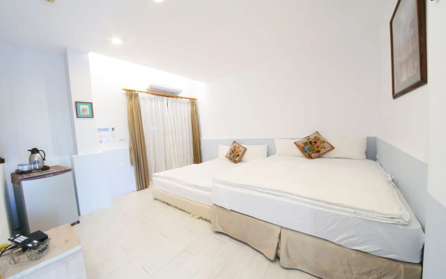 Dong Shan He B&B