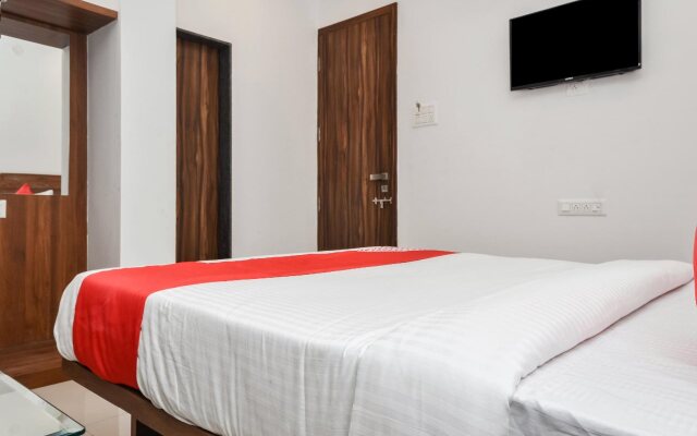 The Address By OYO Rooms