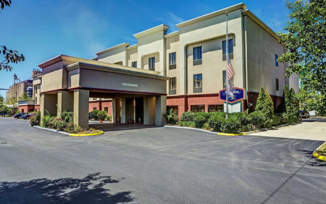 Hampton Inn Columbusi70ehamilt