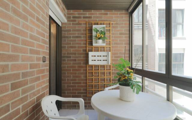 Big Retro Malagueta Beach And Downtown