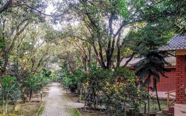 Orchard Retreat Resorts
