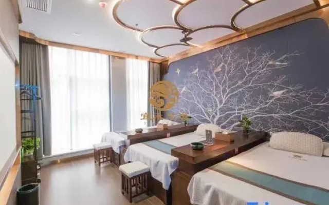 Huaihua Dahan Yannian Hotel